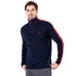 Mann mit einem Navy-blauen Merino Pullover aus Merinowolle